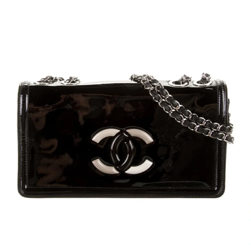 Chanel Flap Bag; Crossbody / Shoulder